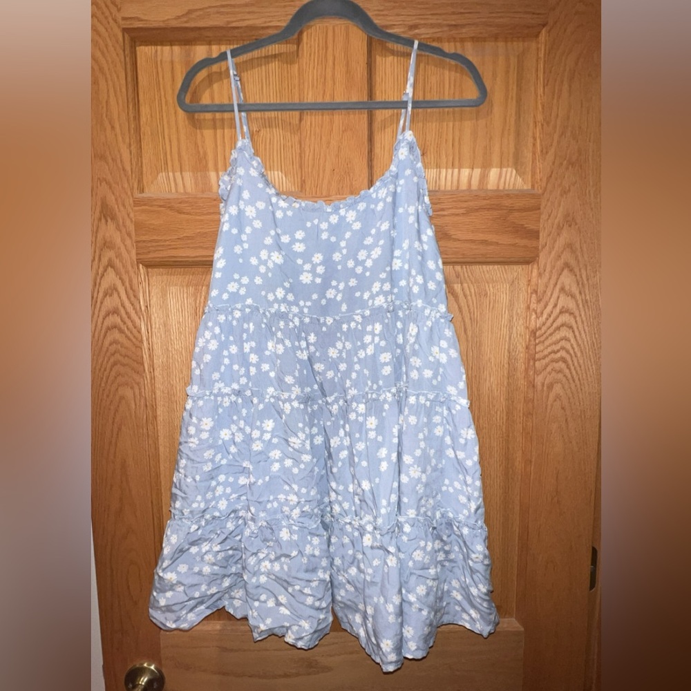 Short daisy spaghetti strap dress